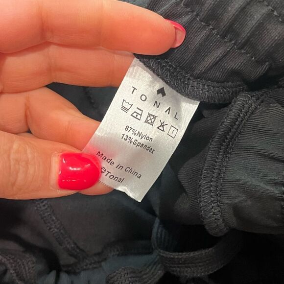 NWOT Tonal High Rise Athletic Jogger Pants Black Size 2X - Picture 9 of 10